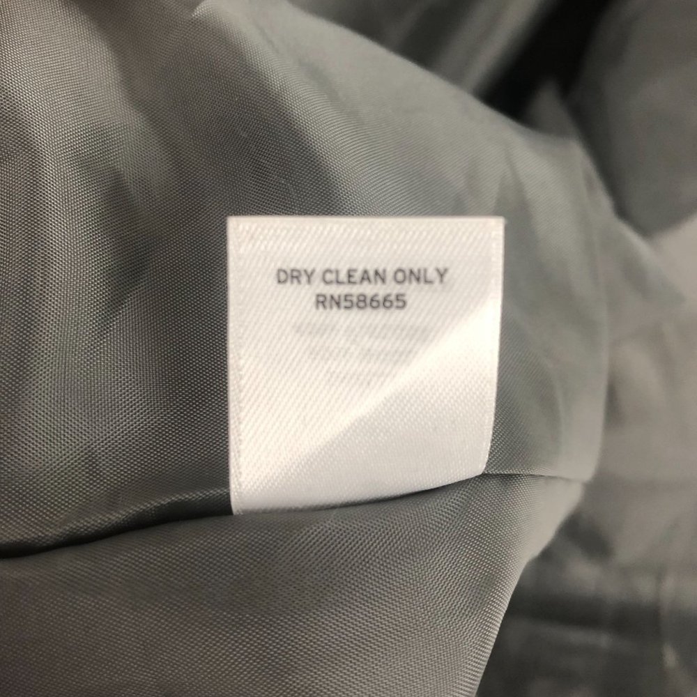 Halogen Women's Size Medium Grey Wool Blend Cropped 2 Button Herringbone Jacket - Picture 9 of 9